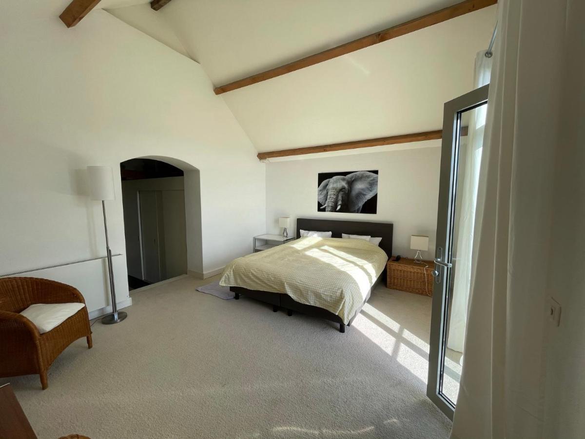 B&B Pompgebouw Aan De Rijn Tolkamer 외부 사진