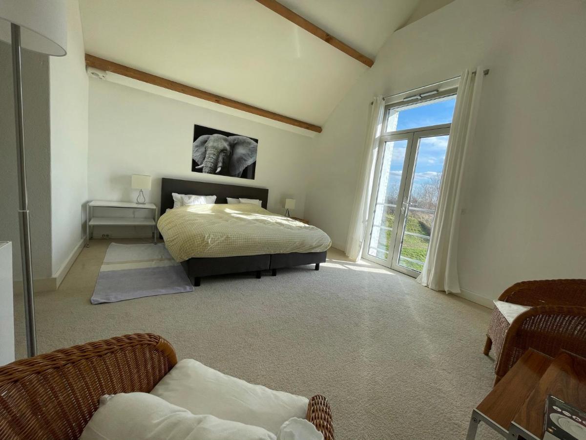 B&B Pompgebouw Aan De Rijn Tolkamer 외부 사진